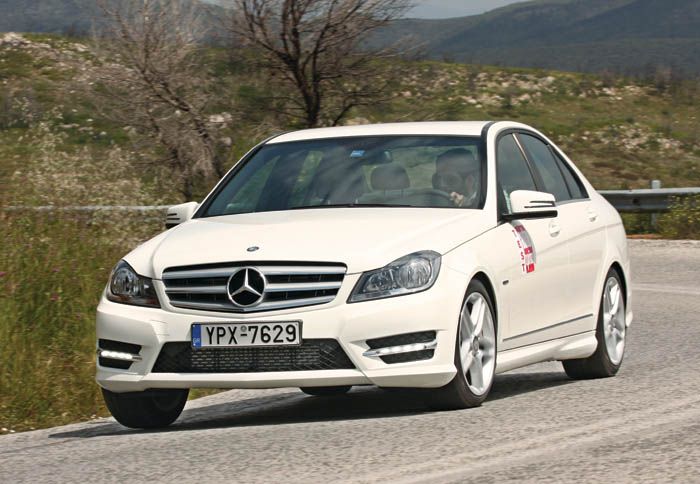 Kάποιες αξίες δεν αλλάζουν...η Mercedes C-Class παρουσιάζεται όλο και καλύτερη. 